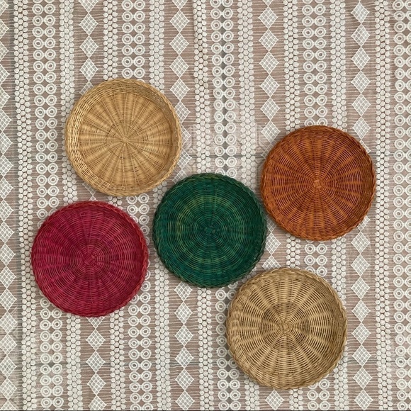 Set of 5 Multicolored Wicker Rattan Baskets - Picture 1 of 3